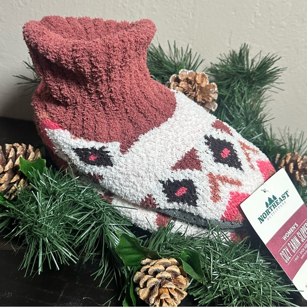 NWT Northeast Outfitters‎ Cozy Cabin Sherpa Lined Slippers